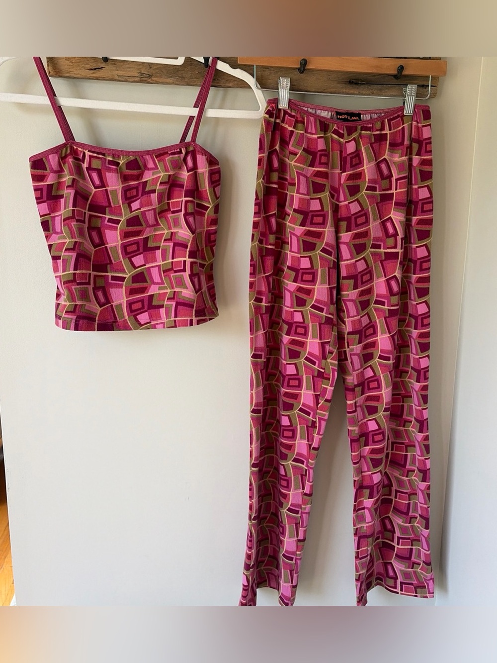 Hot Lava Deadstock Y2K geometric patterned set.